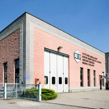 L'azienda e il magazzino DUE F.P. s.r.l.